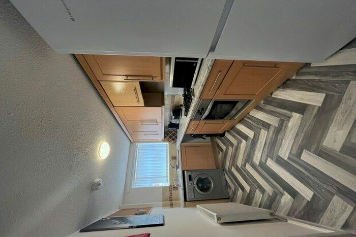 4 Bedroom Property To Rent In Clifton Street, Middlesbrough, TS1