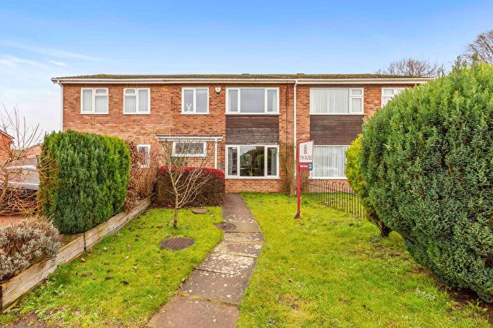 3 Bedroom Terraced House For Sale In Lowfield Way, Hazlemere, HP15