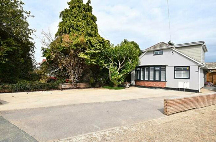 4 Bedroom Detached Bungalow To Rent In Glenleigh Park, Havant, PO9