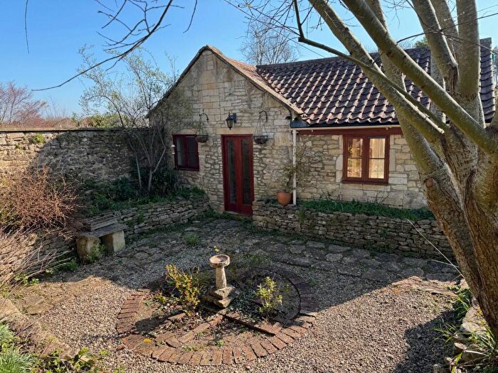2 Bedroom Detached House To Rent In , BA15