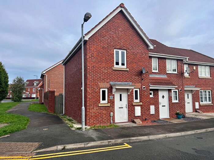2 Bedroom End Of Terrace House To Rent In Pasture View, Kingston Upon Hull, HU7