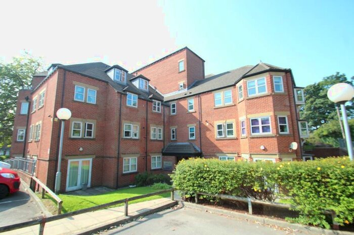 2 Bedroom Apartment To Rent In Beechwood Court, Moortown, LS17