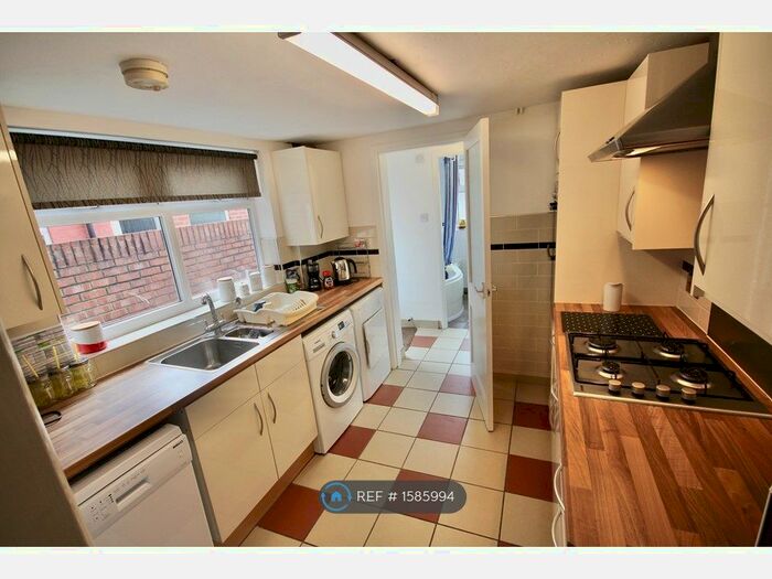 3 Bedroom Terraced House To Rent In Tavistock Street, Hull, HU5