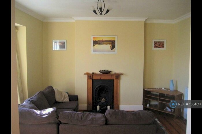 2 Bedroom Flat To Rent In Elmgrove Road, Redland, Bristol, BS6
