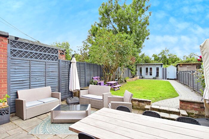 4 Bedroom Semi-Detached House For Sale In London Road, Ryarsh, West Malling, Kent, ME19