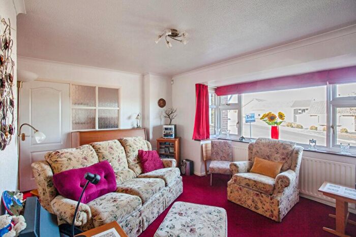 3 Bedroom Bungalow For Sale In Bramley Grange Crescent, Bramley, Rotherham, S66