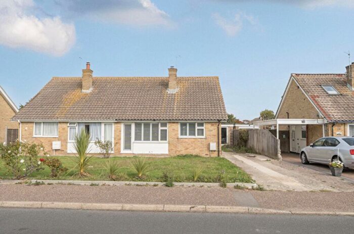 2 Bedroom Semi-Detached Bungalow For Sale In Elm Close, Bracklesham Bay, PO20