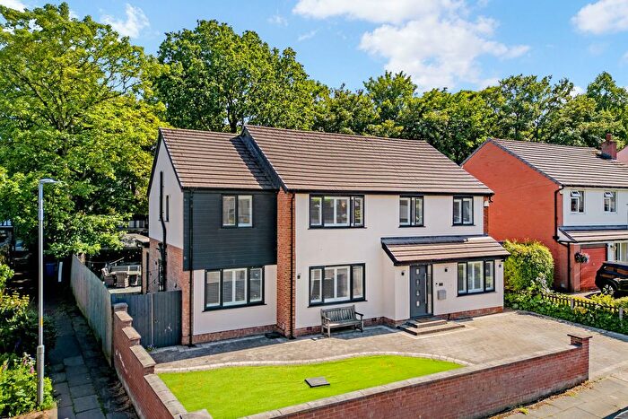 4 Bedroom Detached House For Sale In Chartmount Way, Liverpool, L25