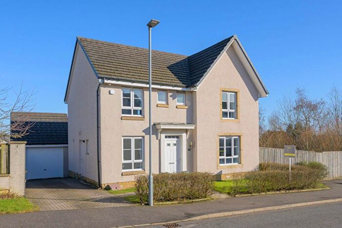 4 Bedroom Detached House For Sale In Balgownie Drive, Westerwood, Cumbernauld, G68