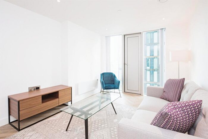 2 Bedroom Apartment To Rent In Elizabeth Tower, Chester Road, Manchester, M15