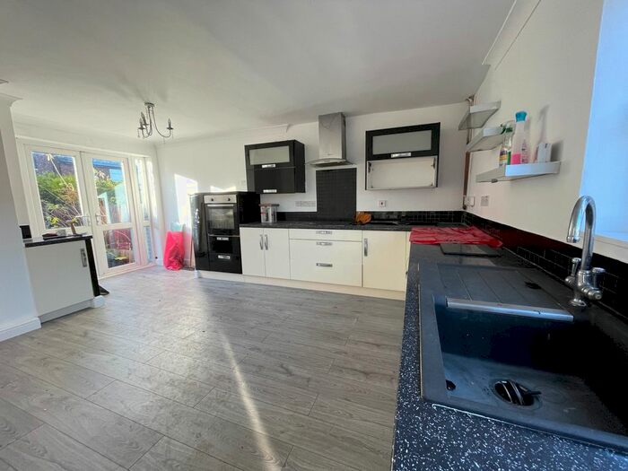 3 Bedroom Town House For Sale In Eccleshill Gardens, Eccleshill, Darwen BB3