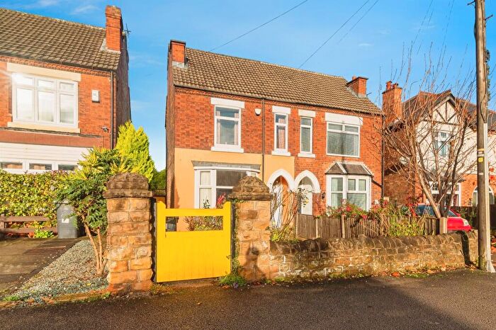 2 Bedroom Semi Detached House For Sale In Plains Road, Nottingham, NG3