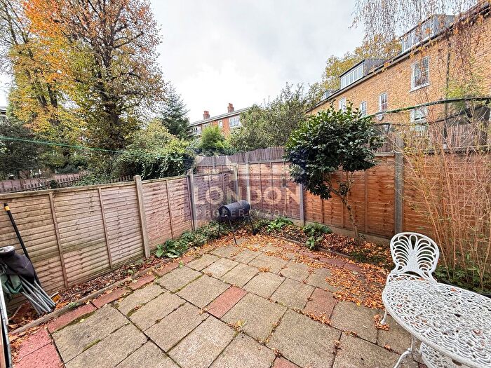 1 Bedroom Flat To Rent In Hullbridge Mews, Islington, London, N1