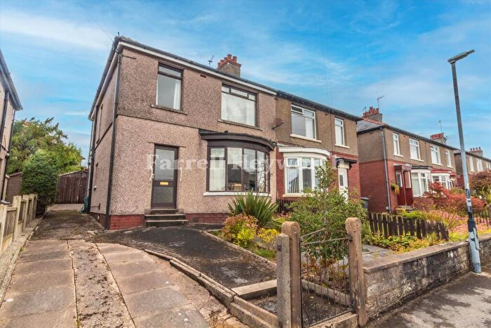 3 Bedroom House For Sale In Shrewsbury Drive, Lancaster, LA1
