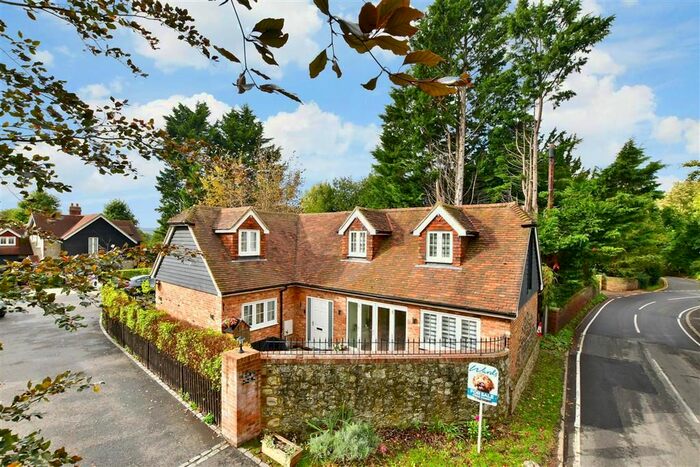 3 Bedroom Detached House For Sale In Lower Road, West Farleigh, Maidstone, Kent, ME15