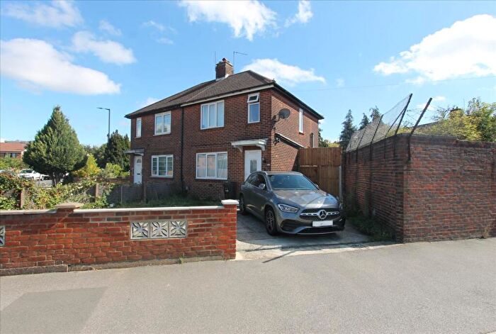 2 Bedroom House To Rent In Wilbury Way, London, N18