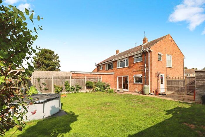 3 Bedroom House For Sale In St Marys Close, Great Bentley, CO7