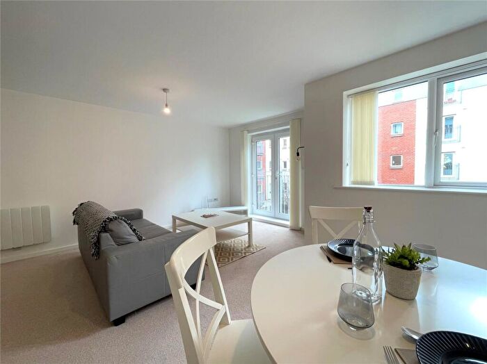 1 Bedroom Flat To Rent In Brindley House, Elmira Way, Salford, M5