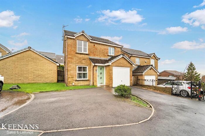 3 Bedroom Detached House For Sale In Brambling Drive, Bacup, OL13