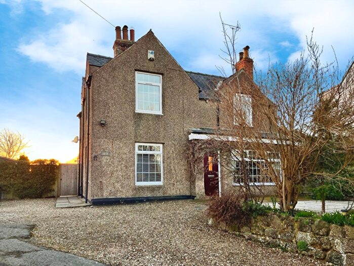 3 Bedroom Detached House For Sale In Autumn Lodge, Rudston, YO25