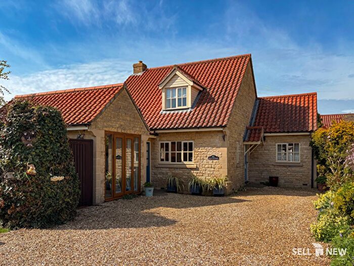4 Bedroom Detached House For Sale In Woodgate Lane, Maxey, PE6
