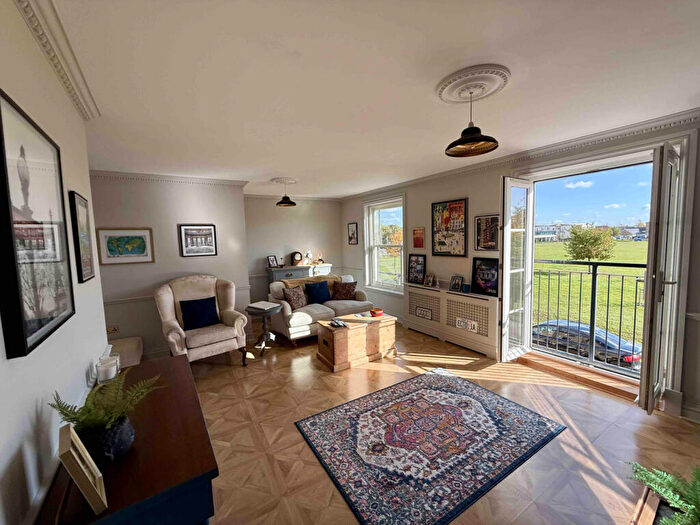 2 Bedroom Town House For Sale In Bonny Crescent, Ipswich, IP3