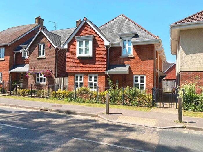 2 Bedroom Apartment For Sale In Brookley Road, Brockenhurst, SO42