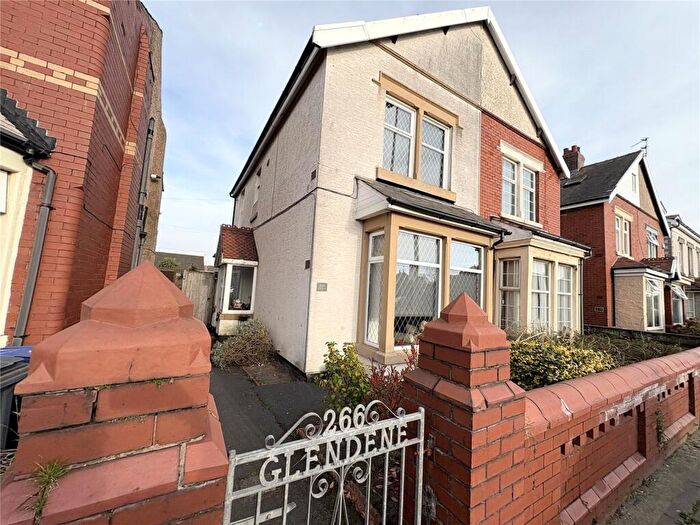 5 Bedroom Semi-Detached House For Sale In St. Annes Road, Blackpool, Lancashire, FY4
