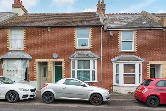 3 Bedroom Terraced House For Sale In Salisbury Road, Canterbury, CT2