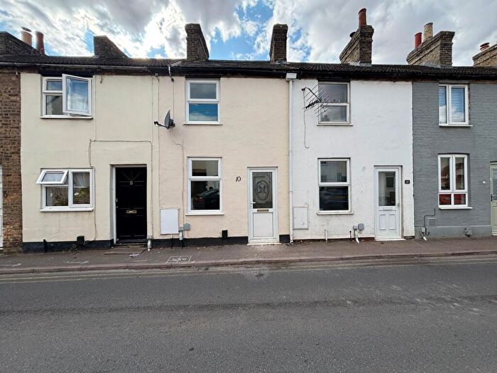 2 Bedroom Terraced House To Rent In Rose Lane, Biggleswade, SG18