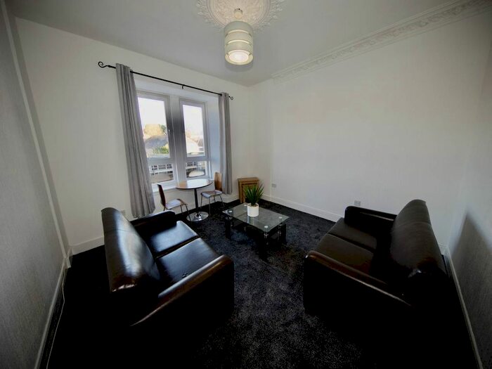 2 Bedroom Flat To Rent In High Street, Lochee, Dundee, DD2