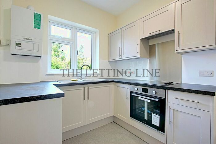2 Bedroom Terraced House To Rent In Sunnyside Road North, London, N9