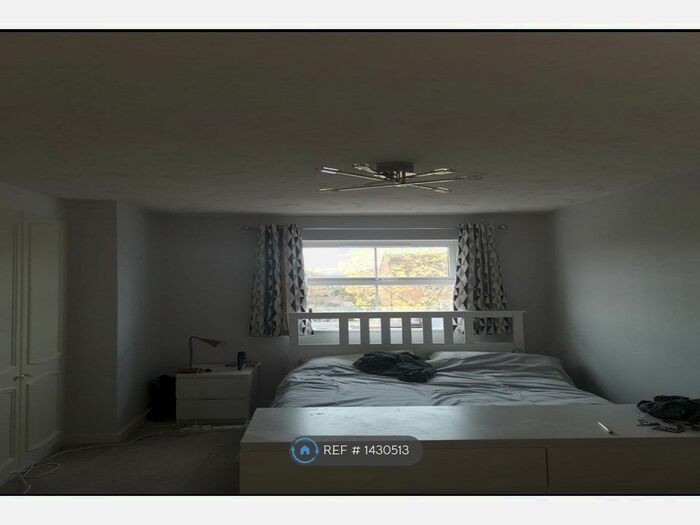 2 Bedroom Flat To Rent In Timken House, Daventry, NN11