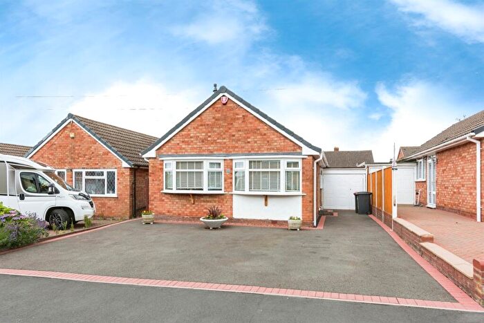 2 Bedroom Detached Bungalow For Sale In Mill Crescent, Kingsbury, Tamworth, B78