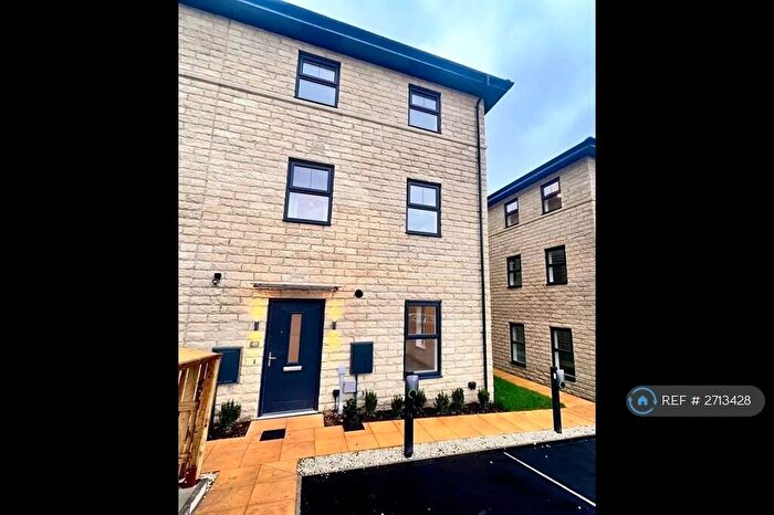 2 Bedroom Semi-Detached House To Rent In Blackthorn Boulevard Kiveton Park, Sheffield, S26