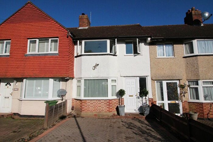 3 Bedroom Terraced House To Rent In Dorchester Road, Worcester Park, Surrey, KT4