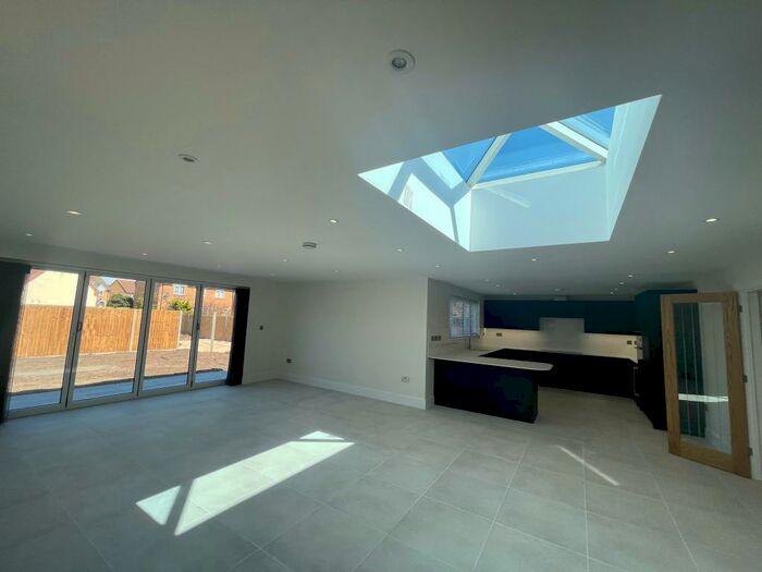 3 Bedroom Bungalow To Rent In Cromwell Road, Weeting, Brandon, IP27