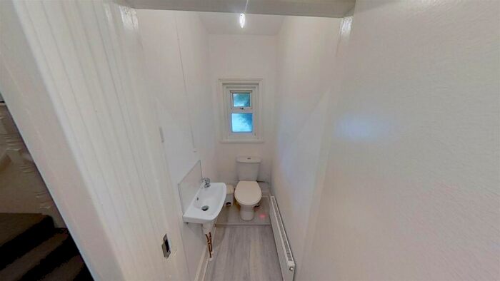 6 Bedroom House To Rent In Gains Road(), PO4