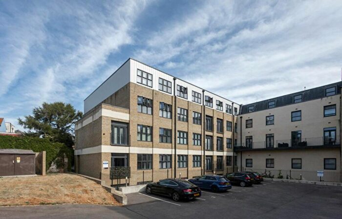 2 Bedroom Flat To Rent In Queensbridge Drive, Ramsgate, CT11