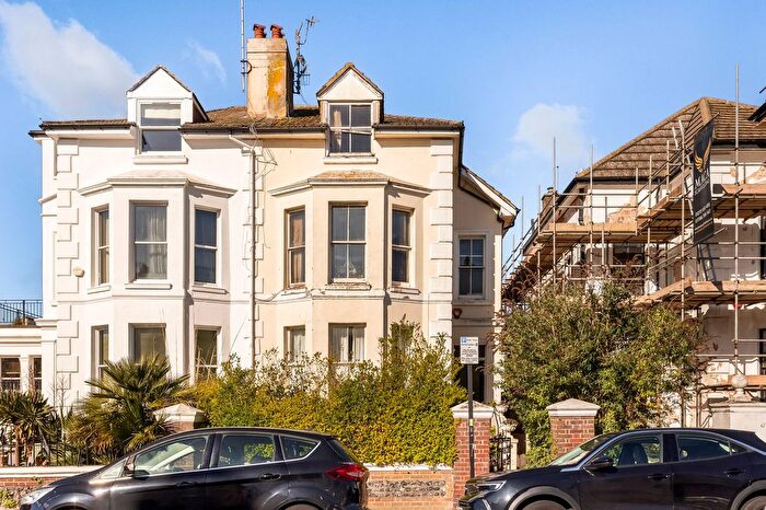 2 Bedroom Flat For Sale In Albany Villas, Hove, BN3
