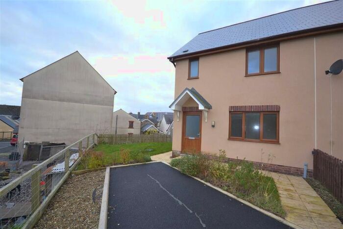 3 Bedroom End Of Terrace House To Rent In Llys Y Brenin, Whitland, Carmarthenshire SA34