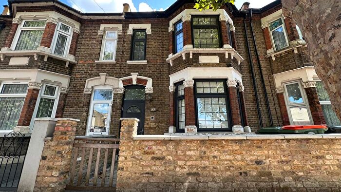 4 Bedroom Terraced House For Sale In Harold Road, London, E13