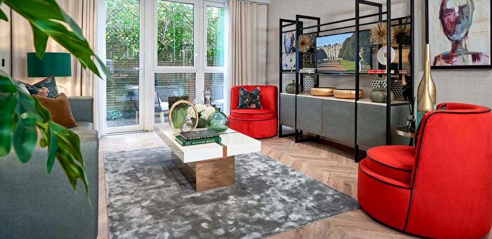 2 Bedroom Flat To Rent In Royal Exchange, London, KT1