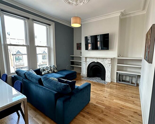 2 Bedroom Apartment To Rent In Clayton Road, Jesmond, Newcastle Upon Tyne, NE2