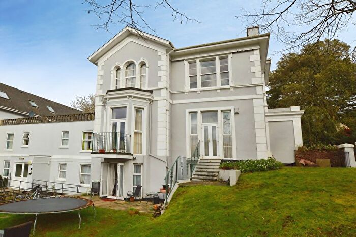 2 Bedroom Flat For Sale In Lower Erith Road, Wellswood, Torquay, Devon, TQ1