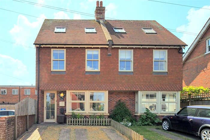 3 Bedroom Semi-Detached House For Sale In Wellands Road, Lyndhurst, Hampshire, SO43