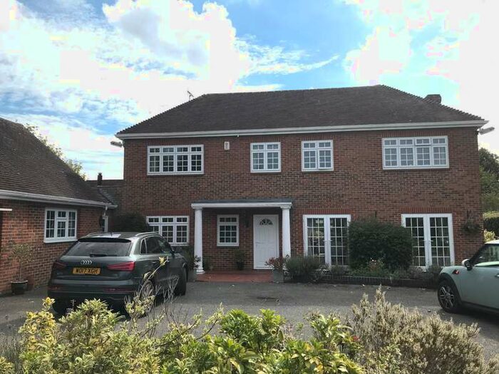 4 Bedroom Detached House To Rent In White City, Woolton Hill, Newbury, Berkshire, RG20