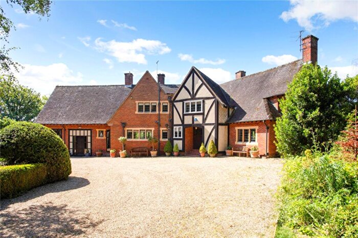 7 Bedroom Detached House For Sale In The Glade, Letchworth Garden City, SG6