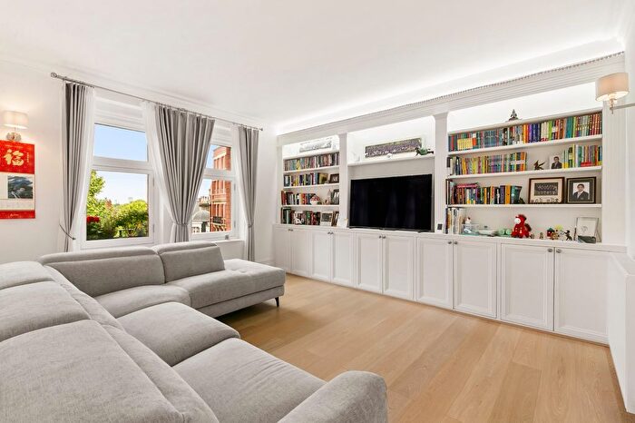3 Bedroom Flat To Rent In Iverna Court, High Street Kensington, W8