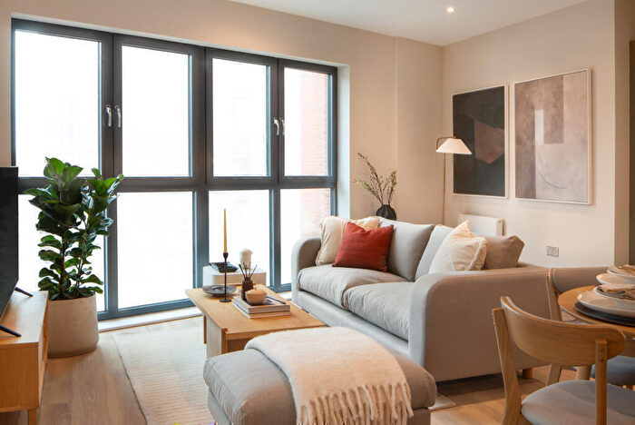 2 Bedroom Apartment To Rent In Lower Essex Street, Birmingham, B5